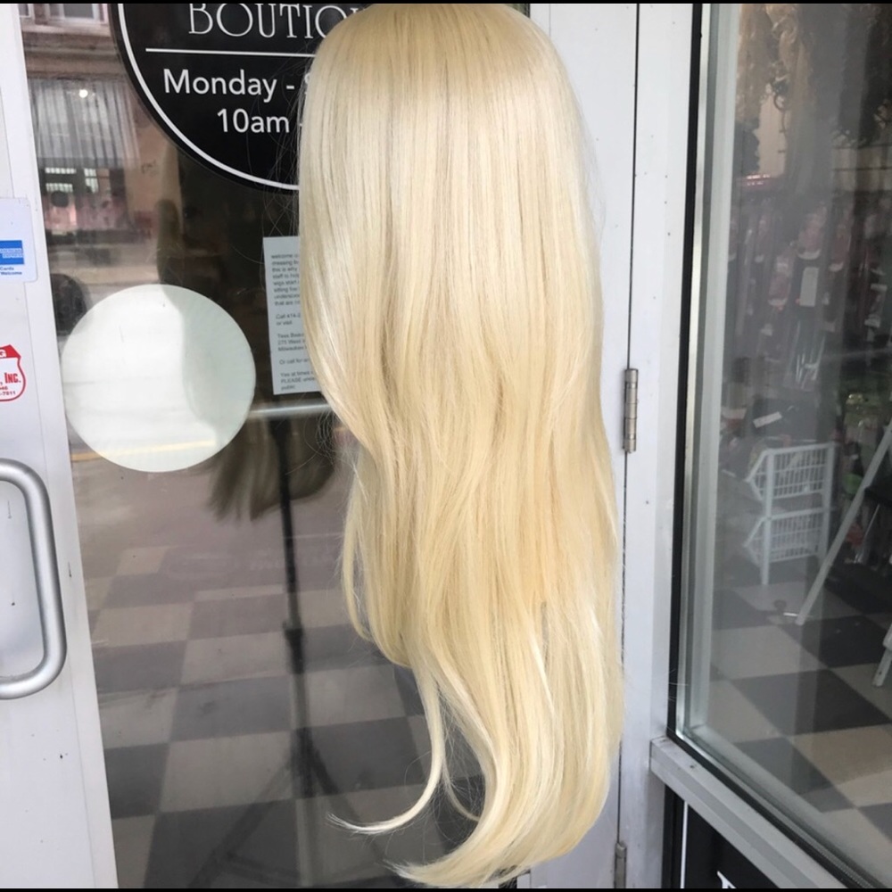 Long blonde layered lace wig